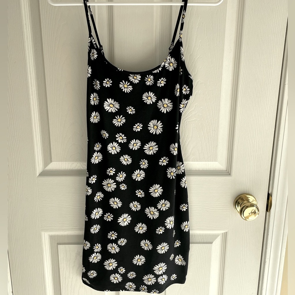 Black daisy dress
